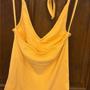 Old Navy Women’s Ribbed V-Neck Halter Tie Tank Top with Built-In Bra